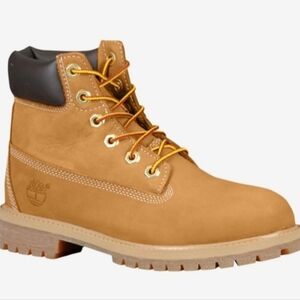 Timberland Classic 6" Waterproof Boots Womens 7.5 / 5.5 Youth